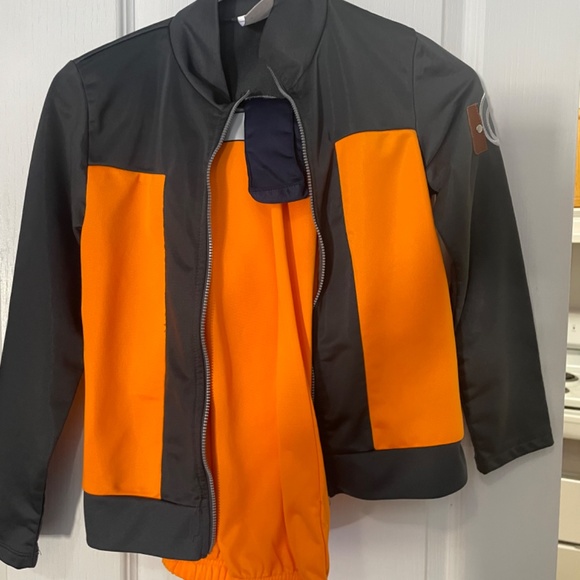 Naruto costume size 8 - Picture 3 of 3